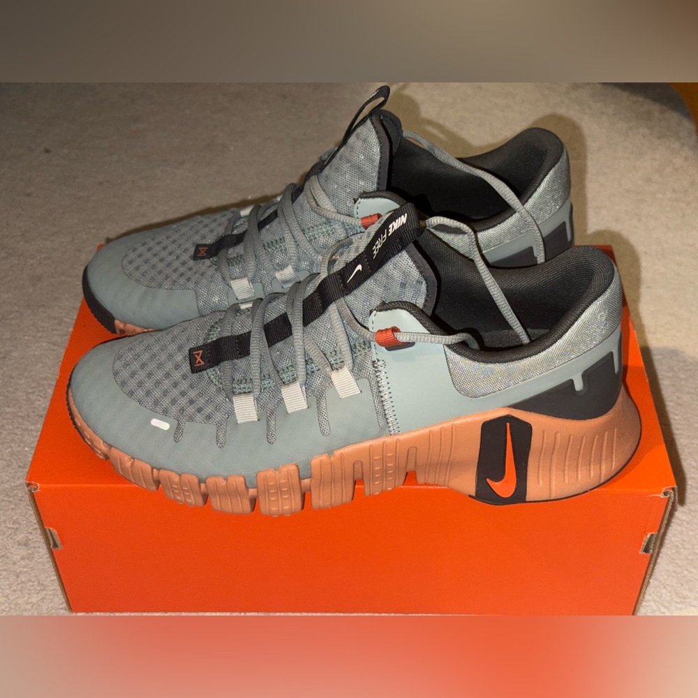 Nike Free Metcon 5 Men’s Size 10 Sneakers - Picture 3 of 7